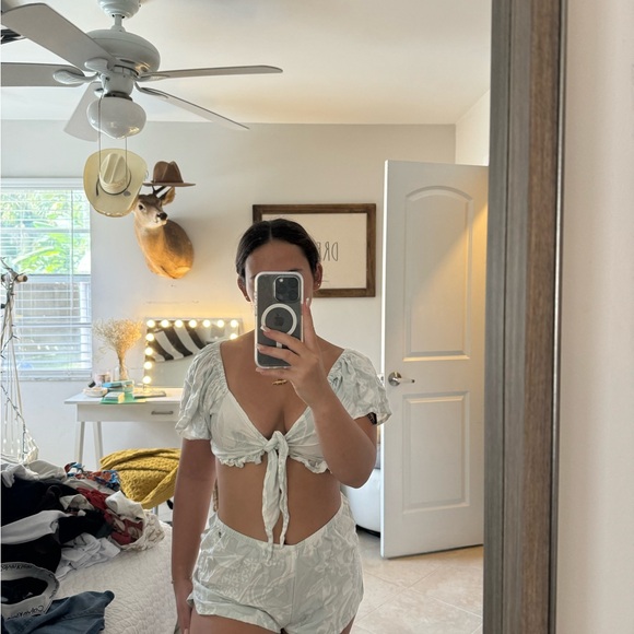 Volcom set - Picture 2 of 3